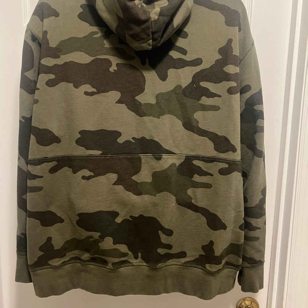 American Eagle Outfitters Green Camouflage Hoodie - Picture 2 of 3